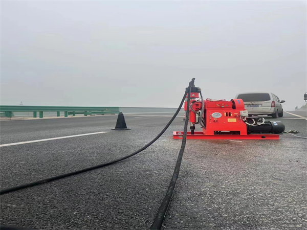 清江浦马路路基路面开裂下沉注浆加固灌浆