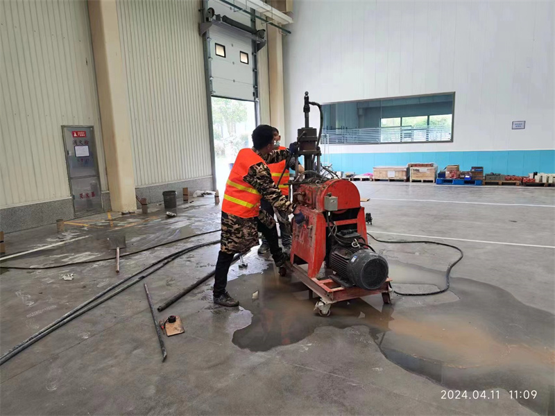 清江浦厂房地面下沉塌陷注浆加固施工